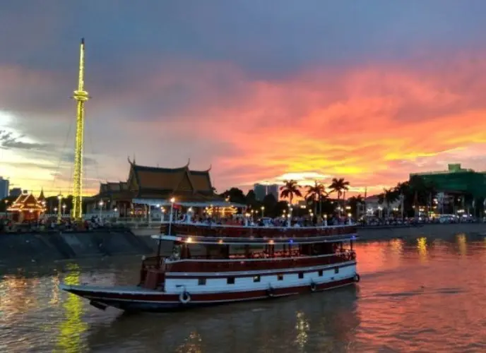 胡志明市古芝小包團美景