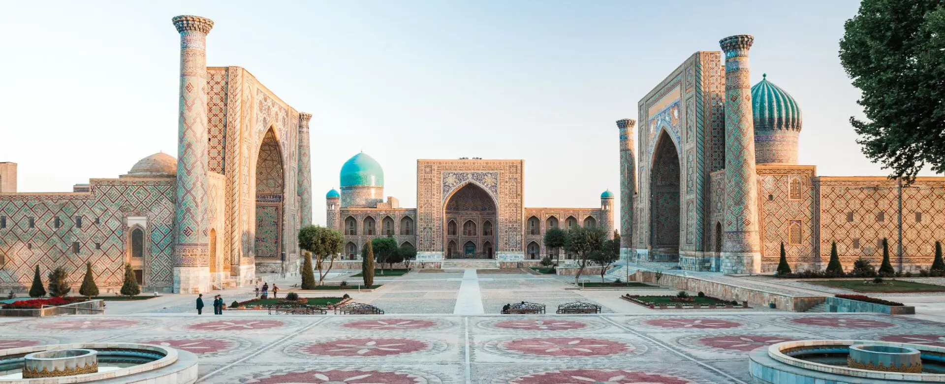 Samarkand Registan 廣場藍色穹頂全景